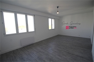 appartement à la vente -   85000  LA ROCHE SUR YON, surface 3 m2 vente appartement - UBI445270865